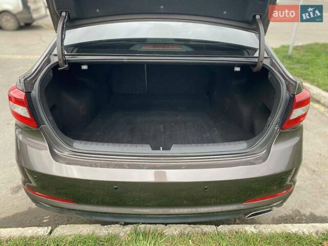 Коричневый Хендай Соната, объемом двигателя 2.36 л и пробегом 140 тыс. км за 8699 $, фото 9 на Automoto.ua