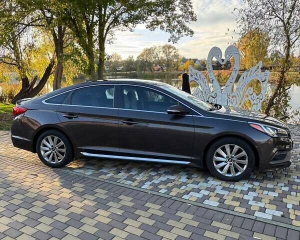 Коричневый Хендай Соната, объемом двигателя 2.36 л и пробегом 120 тыс. км за 13700 $, фото 1 на Automoto.ua