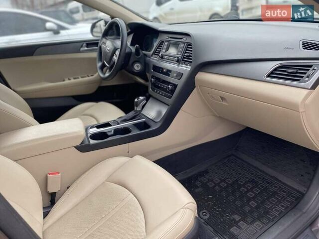 Коричневый Хендай Соната, объемом двигателя 2.36 л и пробегом 140 тыс. км за 8699 $, фото 13 на Automoto.ua
