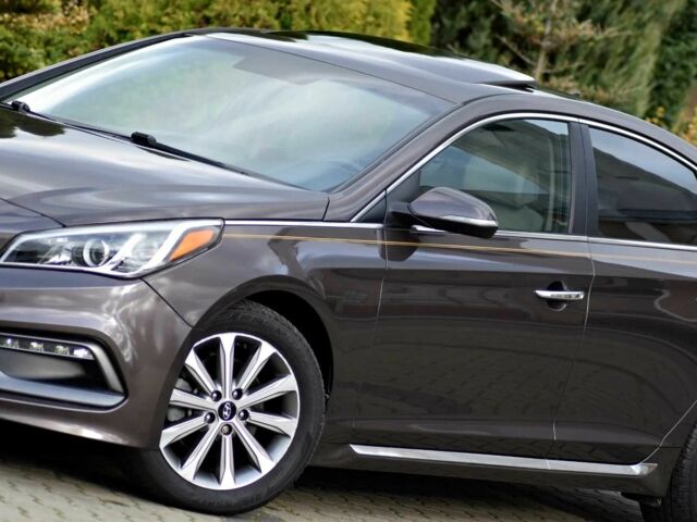 Коричневый Хендай Соната, объемом двигателя 2.4 л и пробегом 102 тыс. км за 6800 $, фото 3 на Automoto.ua