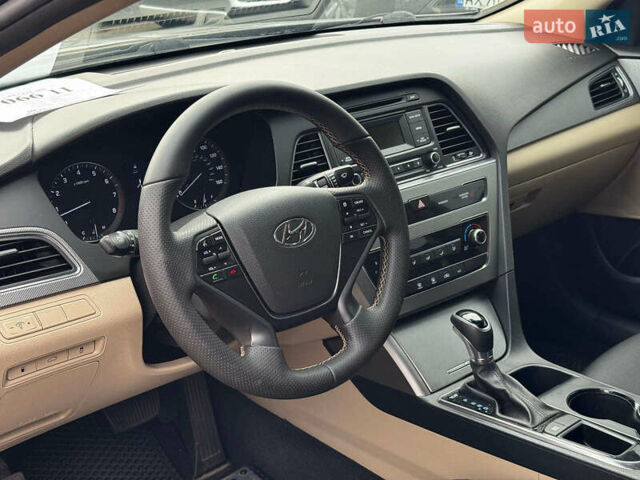 Коричневый Хендай Соната, объемом двигателя 2.4 л и пробегом 129 тыс. км за 11990 $, фото 15 на Automoto.ua