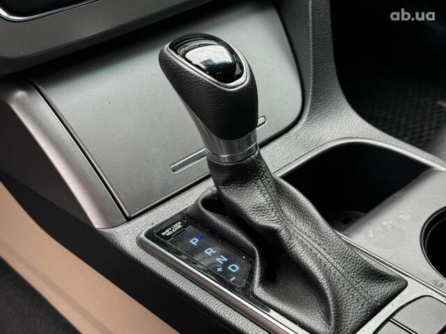 Хендай Соната 2017 в Харькове на Automoto.ua Коричневый Хендай Соната, объемом двигателя 2.4 л и пробегом 129 тыс. км за 11990 $, фото 12 на Automoto.ua