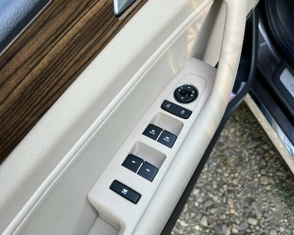 Коричневий Хендай Соната, об'ємом двигуна 2.4 л та пробігом 33 тис. км за 19712 $, фото 7 на Automoto.ua