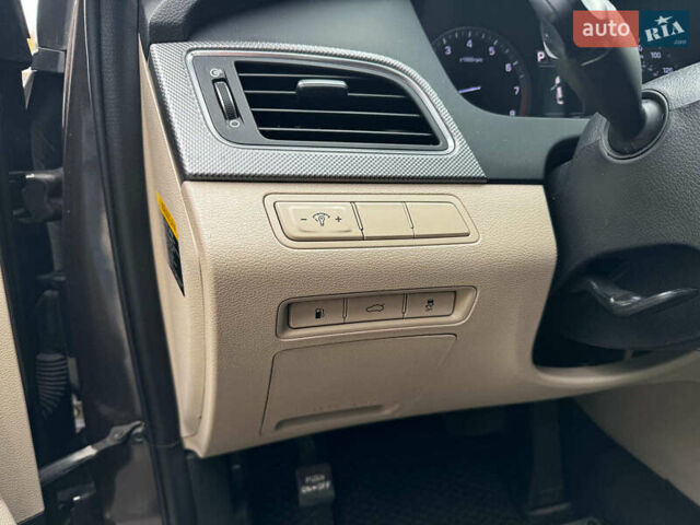 Коричневый Хендай Соната, объемом двигателя 2.4 л и пробегом 129 тыс. км за 11990 $, фото 10 на Automoto.ua