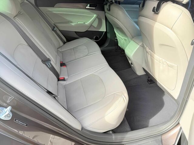 Коричневый Хендай Соната, объемом двигателя 2.4 л и пробегом 66 тыс. км за 6800 $, фото 14 на Automoto.ua