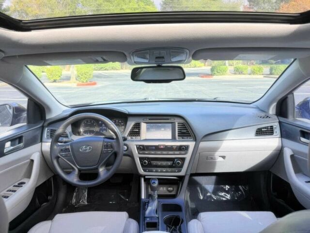 Коричневый Хендай Соната, объемом двигателя 2.4 л и пробегом 65 тыс. км за 3000 $, фото 7 на Automoto.ua