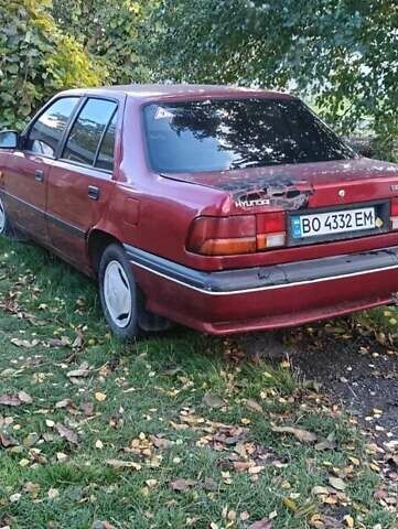 Червоний Хендай Соната, об'ємом двигуна 2 л та пробігом 270 тис. км за 1200 $, фото 2 на Automoto.ua