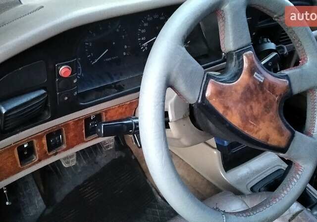Хендай Соната 1993 в Львове на Automoto.ua Красный Хендай Соната, объемом двигателя 2 л и пробегом 359 тыс. км за 1300 $, фото 21 на Automoto.ua