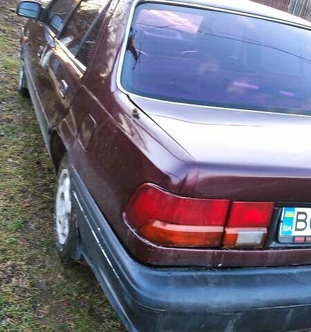 Хендай Соната 1993 в Львове на Automoto.ua Красный Хендай Соната, объемом двигателя 2 л и пробегом 359 тыс. км за 1300 $, фото 9 на Automoto.ua