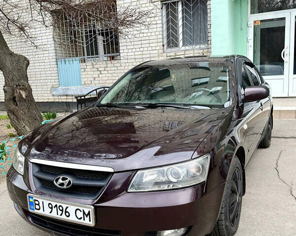 Красный Хендай Соната, объемом двигателя 2.4 л и пробегом 253 тыс. км за 5500 $, фото 1 на Automoto.ua