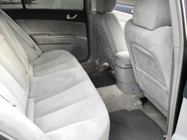 Красный Хендай Соната, объемом двигателя 0 л и пробегом 300 тыс. км за 3899 $, фото 14 на Automoto.ua