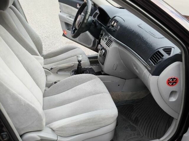 Красный Хендай Соната, объемом двигателя 0 л и пробегом 300 тыс. км за 3899 $, фото 15 на Automoto.ua