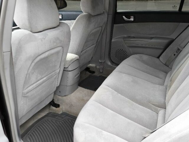 Красный Хендай Соната, объемом двигателя 0 л и пробегом 300 тыс. км за 3899 $, фото 13 на Automoto.ua