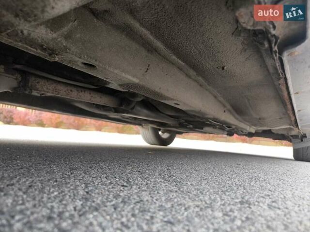 Красный Хендай Соната, объемом двигателя 2.36 л и пробегом 300 тыс. км за 3899 $, фото 14 на Automoto.ua