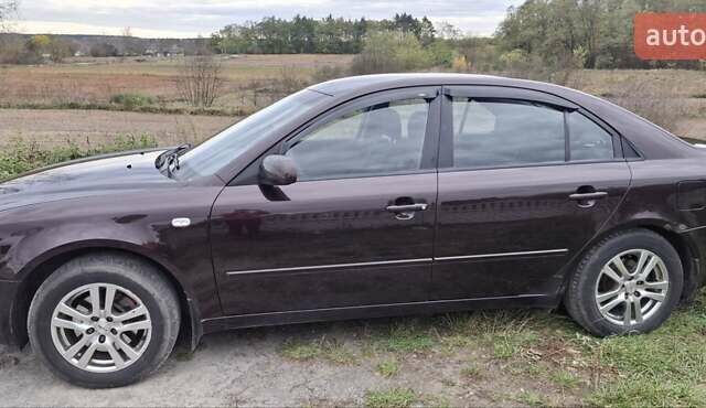 Красный Хендай Соната, объемом двигателя 1.99 л и пробегом 250 тыс. км за 4500 $, фото 7 на Automoto.ua