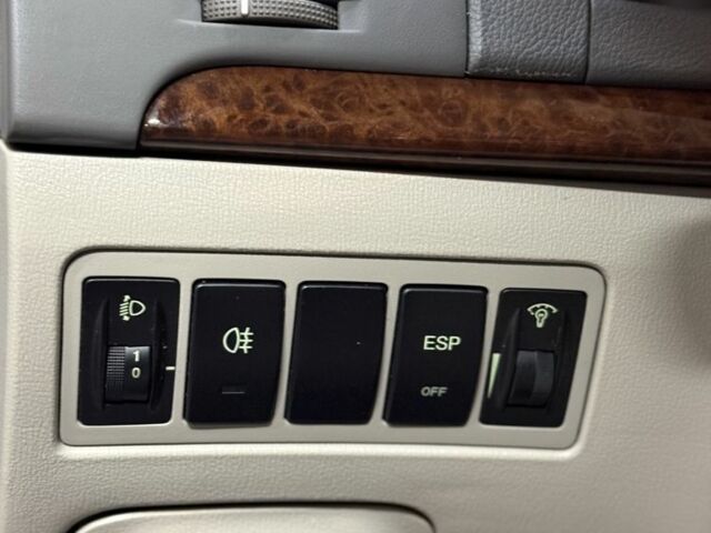 Червоний Хендай Соната, об'ємом двигуна 2.4 л та пробігом 133 тис. км за 8500 $, фото 13 на Automoto.ua