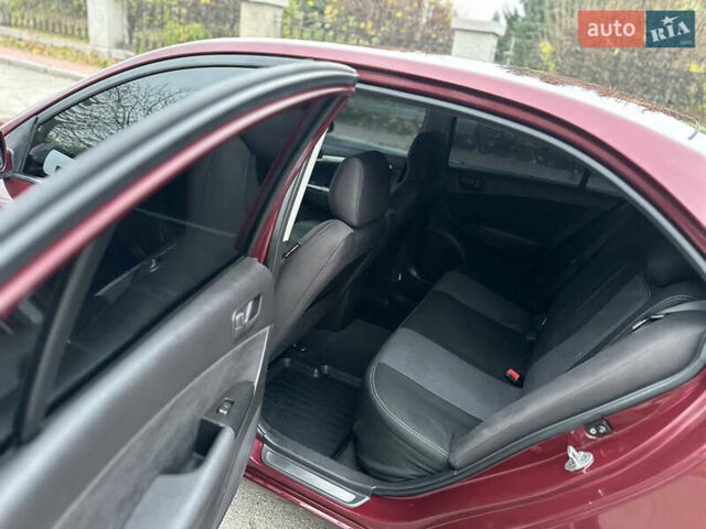 Красный Хендай Соната, объемом двигателя 2 л и пробегом 240 тыс. км за 5300 $, фото 14 на Automoto.ua