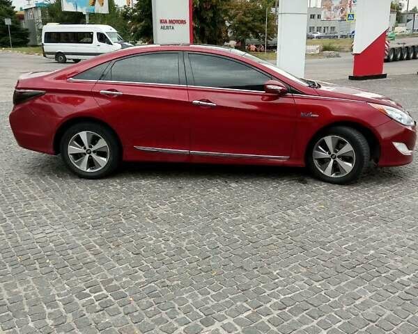 Червоний Хендай Соната, об'ємом двигуна 2.4 л та пробігом 165 тис. км за 9200 $, фото 1 на Automoto.ua