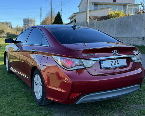 Хендай Соната 2011 в Одессе на Automoto.ua Красный Хендай Соната, объемом двигателя 2.36 л и пробегом 254 тыс. км за 8800 $, фото 4 на Automoto.ua