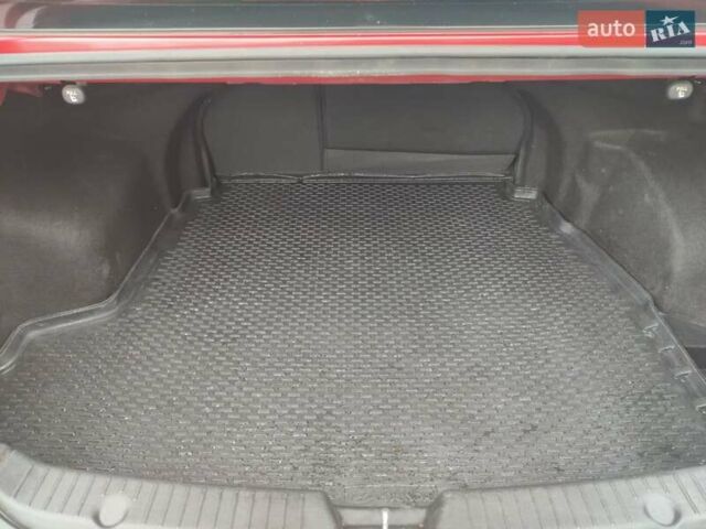 Красный Хендай Соната, объемом двигателя 2 л и пробегом 206 тыс. км за 8500 $, фото 25 на Automoto.ua