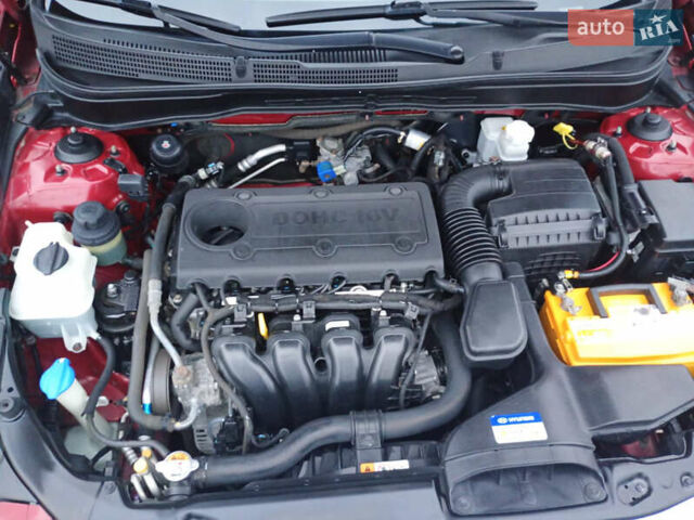 Красный Хендай Соната, объемом двигателя 2.4 л и пробегом 187 тыс. км за 8200 $, фото 21 на Automoto.ua