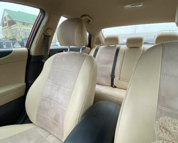 Красный Хендай Соната, объемом двигателя 2.36 л и пробегом 191 тыс. км за 7800 $, фото 6 на Automoto.ua