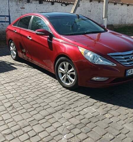 Красный Хендай Соната, объемом двигателя 2.36 л и пробегом 185 тыс. км за 8699 $, фото 5 на Automoto.ua