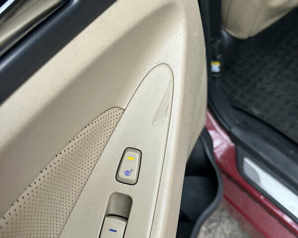 Красный Хендай Соната, объемом двигателя 2.4 л и пробегом 255 тыс. км за 9000 $, фото 14 на Automoto.ua