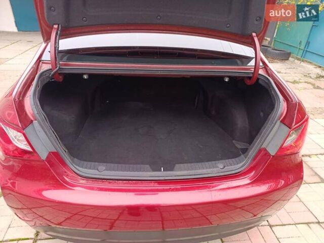 Красный Хендай Соната, объемом двигателя 2.36 л и пробегом 183 тыс. км за 6500 $, фото 11 на Automoto.ua
