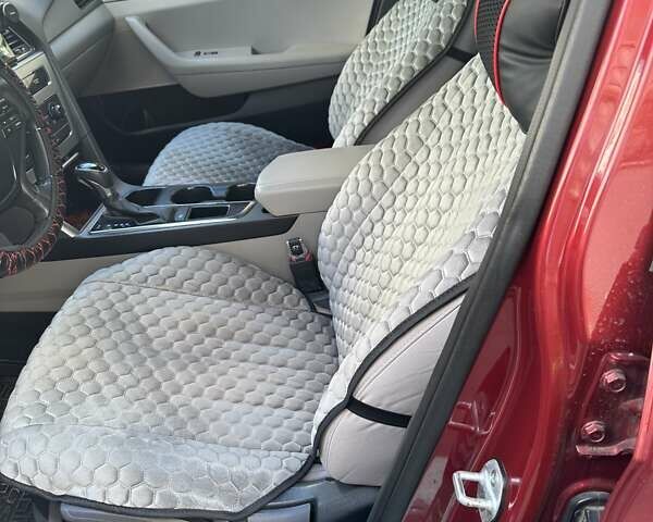 Красный Хендай Соната, объемом двигателя 2.36 л и пробегом 280 тыс. км за 8500 $, фото 4 на Automoto.ua