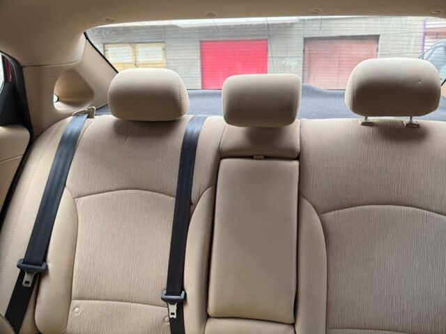 Красный Хендай Соната, объемом двигателя 2.4 л и пробегом 104 тыс. км за 9000 $, фото 7 на Automoto.ua