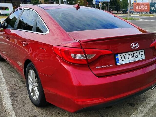 Красный Хендай Соната, объемом двигателя 2.4 л и пробегом 154 тыс. км за 10000 $, фото 4 на Automoto.ua