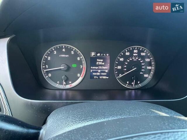 Красный Хендай Соната, объемом двигателя 2.4 л и пробегом 170 тыс. км за 9000 $, фото 14 на Automoto.ua