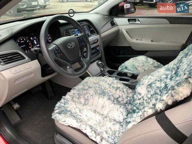 Червоний Хендай Соната, об'ємом двигуна 2.4 л та пробігом 150 тис. км за 9080 $, фото 26 на Automoto.ua