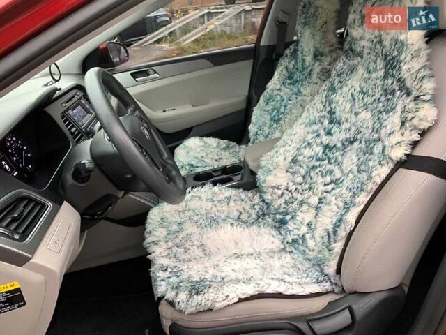 Червоний Хендай Соната, об'ємом двигуна 2.4 л та пробігом 150 тис. км за 9080 $, фото 27 на Automoto.ua