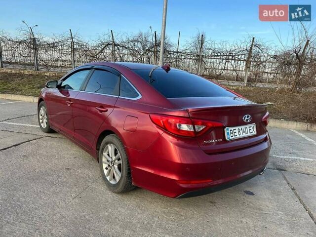 Червоний Хендай Соната, об'ємом двигуна 2.4 л та пробігом 218 тис. км за 9300 $, фото 2 на Automoto.ua
