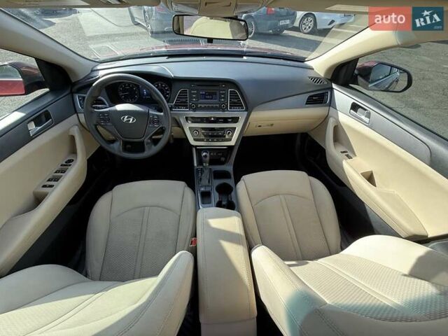 Красный Хендай Соната, объемом двигателя 2.36 л и пробегом 133 тыс. км за 9700 $, фото 8 на Automoto.ua