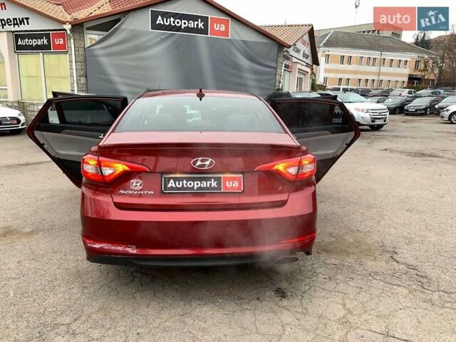 Червоний Хендай Соната, об'ємом двигуна 2.4 л та пробігом 150 тис. км за 9080 $, фото 15 на Automoto.ua