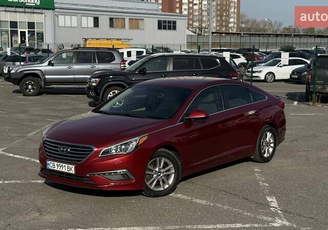 Червоний Хендай Соната, об'ємом двигуна 2.4 л та пробігом 133 тис. км за 9500 $, фото 7 на Automoto.ua