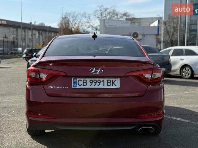 Красный Хендай Соната, объемом двигателя 2.36 л и пробегом 133 тыс. км за 9700 $, фото 10 на Automoto.ua