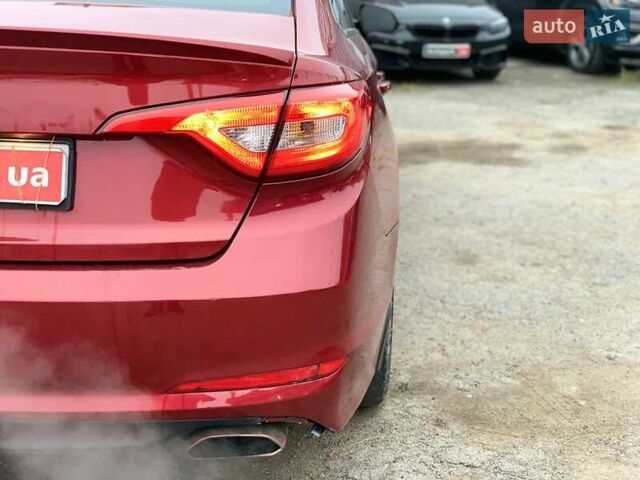 Червоний Хендай Соната, об'ємом двигуна 2.4 л та пробігом 150 тис. км за 9080 $, фото 11 на Automoto.ua