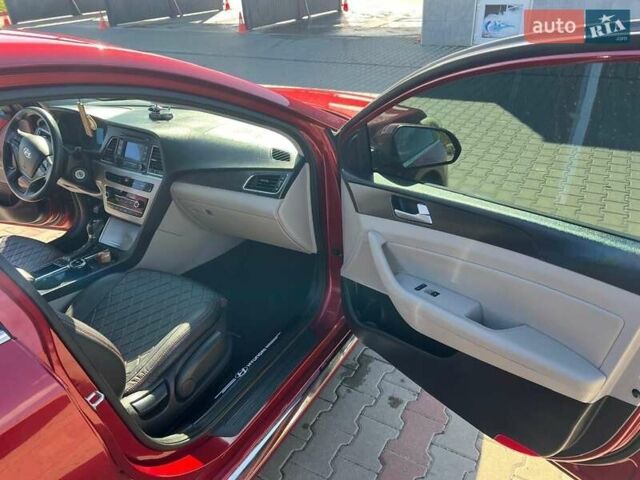 Красный Хендай Соната, объемом двигателя 2.4 л и пробегом 170 тыс. км за 9000 $, фото 8 на Automoto.ua