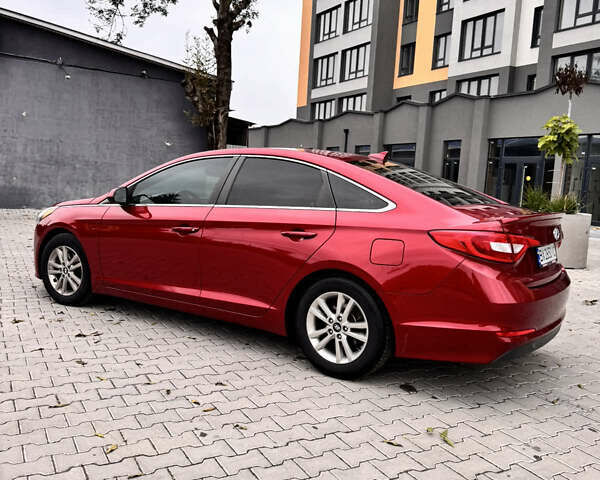 Червоний Хендай Соната, об'ємом двигуна 2.4 л та пробігом 170 тис. км за 9999 $, фото 1 на Automoto.ua