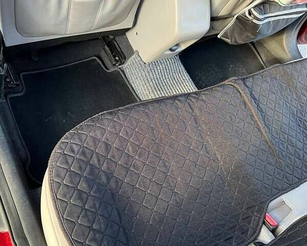 Червоний Хендай Соната, об'ємом двигуна 2.4 л та пробігом 218 тис. км за 9300 $, фото 18 на Automoto.ua