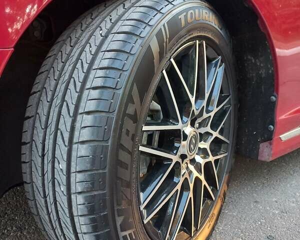 Красный Хендай Соната, объемом двигателя 2 л и пробегом 121 тыс. км за 14000 $, фото 16 на Automoto.ua