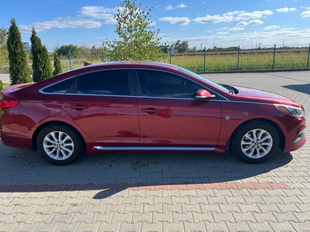 Красный Хендай Соната, объемом двигателя 2.4 л и пробегом 107 тыс. км за 9000 $, фото 5 на Automoto.ua