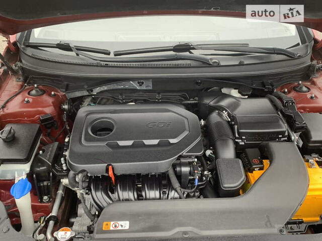 Червоний Хендай Соната, об'ємом двигуна 2.36 л та пробігом 112 тис. км за 11700 $, фото 11 на Automoto.ua