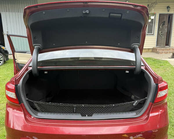 Красный Хендай Соната, объемом двигателя 1.6 л и пробегом 70 тыс. км за 12000 $, фото 10 на Automoto.ua