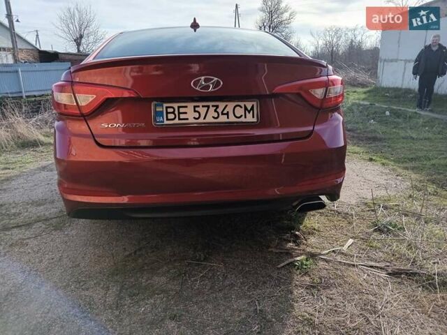 Червоний Хендай Соната, об'ємом двигуна 2.36 л та пробігом 168 тис. км за 9999 $, фото 3 на Automoto.ua