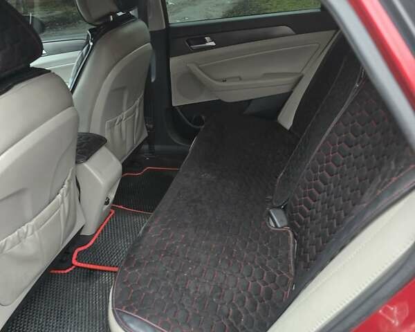 Красный Хендай Соната, объемом двигателя 2.36 л и пробегом 80 тыс. км за 9500 $, фото 12 на Automoto.ua